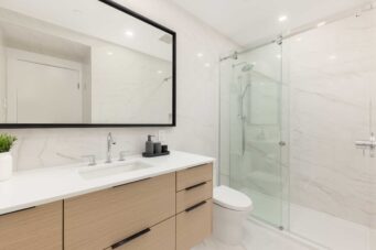 PH4101 4711 HAZEL STREET