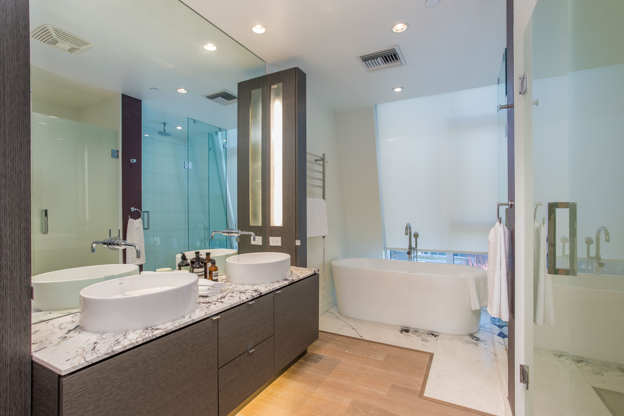 801 1409 WEST PENDER