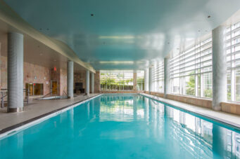 TH105 426 BEACH CRESCENT