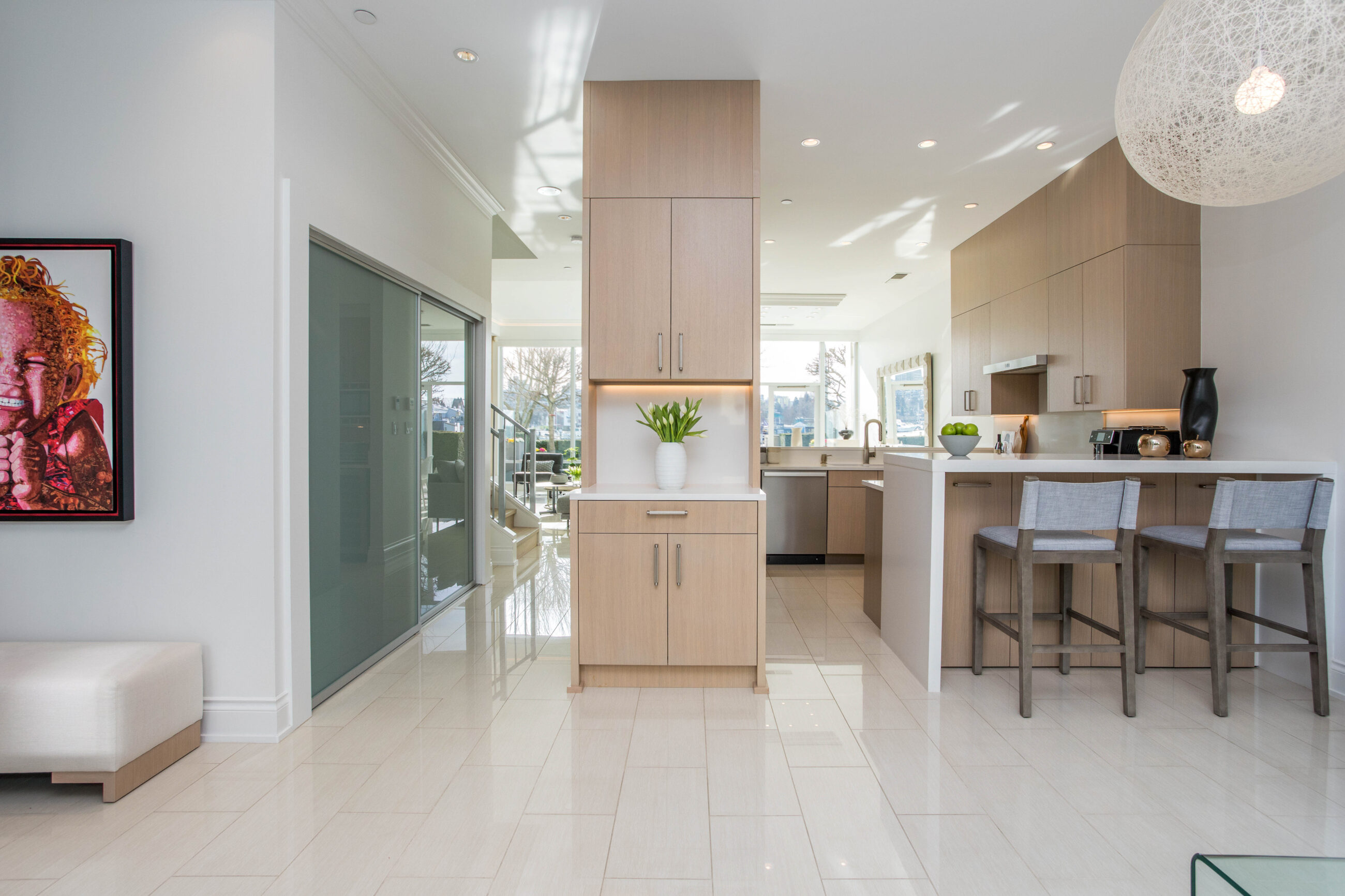 TH105 426 BEACH CRESCENT