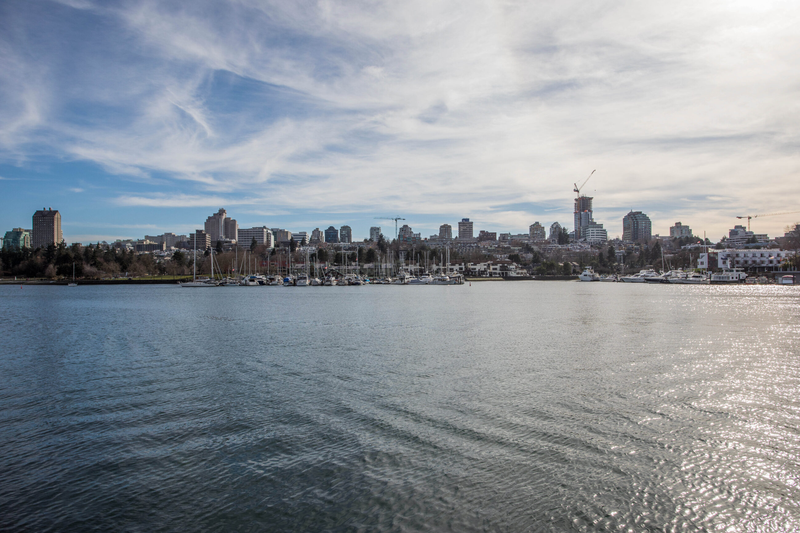 TH105 426 BEACH CRESCENT