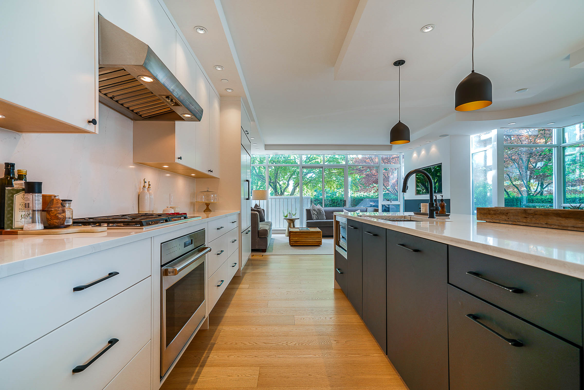 403 BEACH CRESCENT