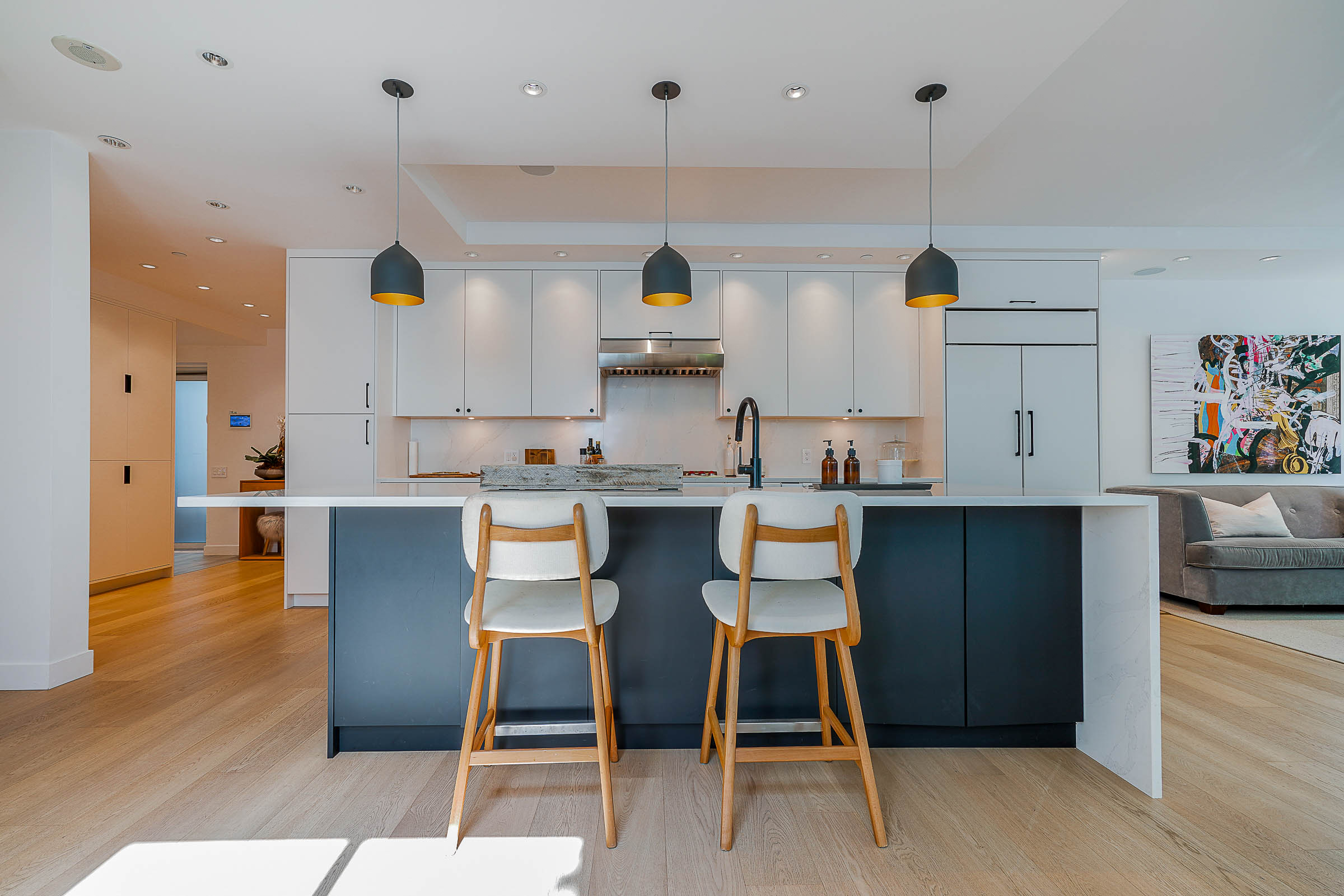 403 BEACH CRESCENT