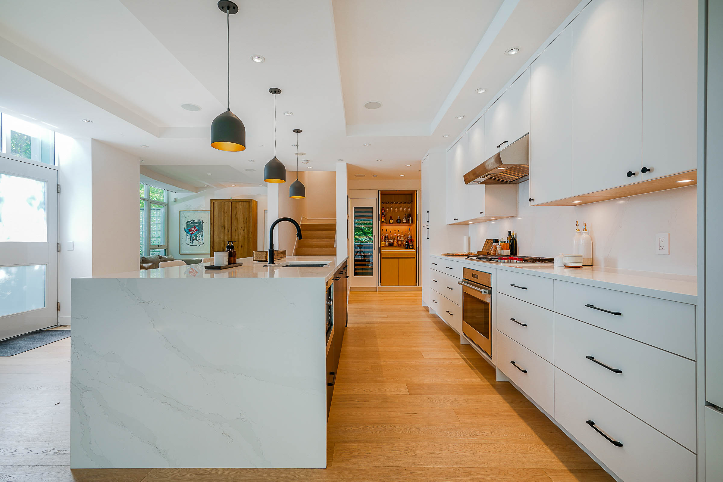 403 BEACH CRESCENT