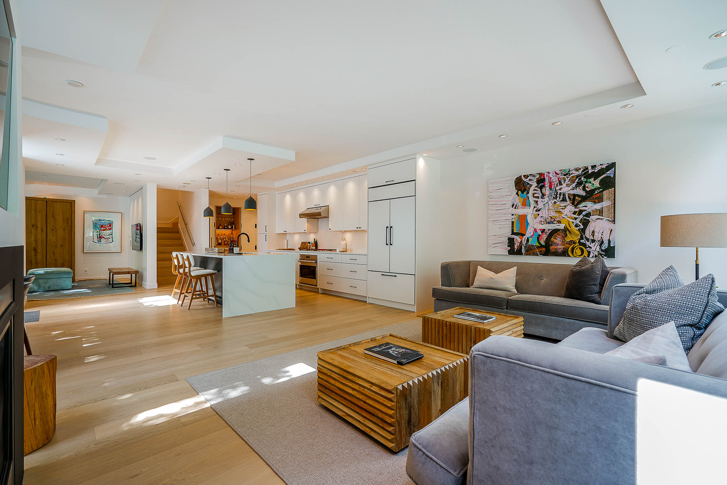403 BEACH CRESCENT