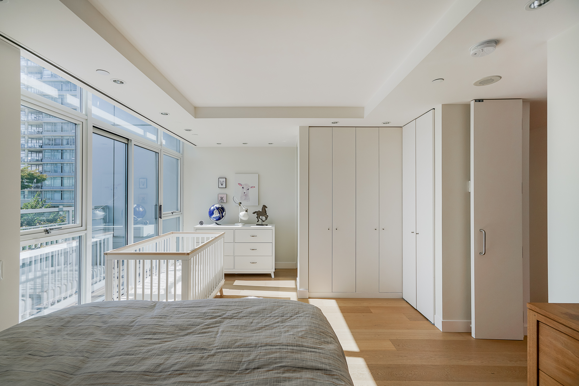 403 BEACH CRESCENT