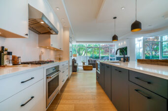 403 BEACH CRESCENT